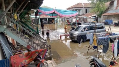 Darurat TPS  ! Sejumlah TPS Kota Palembang Terkena Dampak Banjir Rob