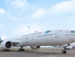 Pesawat Garuda Indonesia mengalami kerusakan