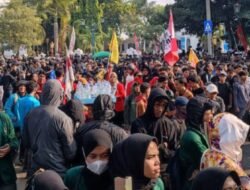 Mahasiswa Cirebon Tolak Kepemimpinan Dinasti Jokowi